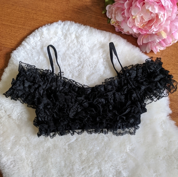 Vintage Tops - Vintage 90s lace bustier crop / bra top